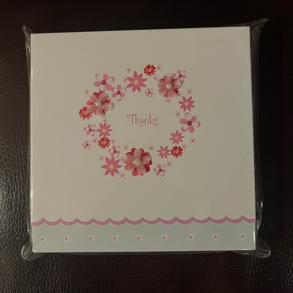 Bundle of 5 Hallmark & Sunrise branded thank you and blank notecards. - Picture 4 of 11